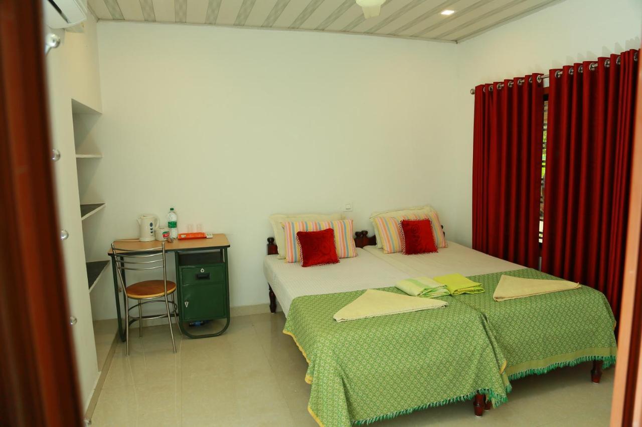 Marari Nest Beach Homestay Mararikulam Bagian luar foto